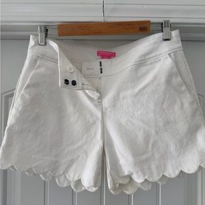 Isaac Mizrahi White Scalloped High Waist Shorts